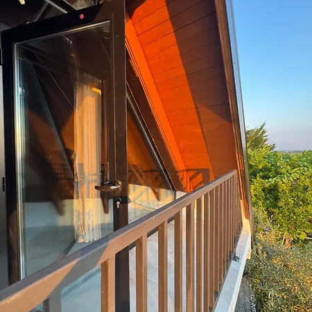 Villa Hill Villa, Gjiri I Lalzit Draç